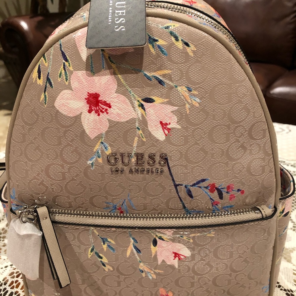 New Guess Handbags